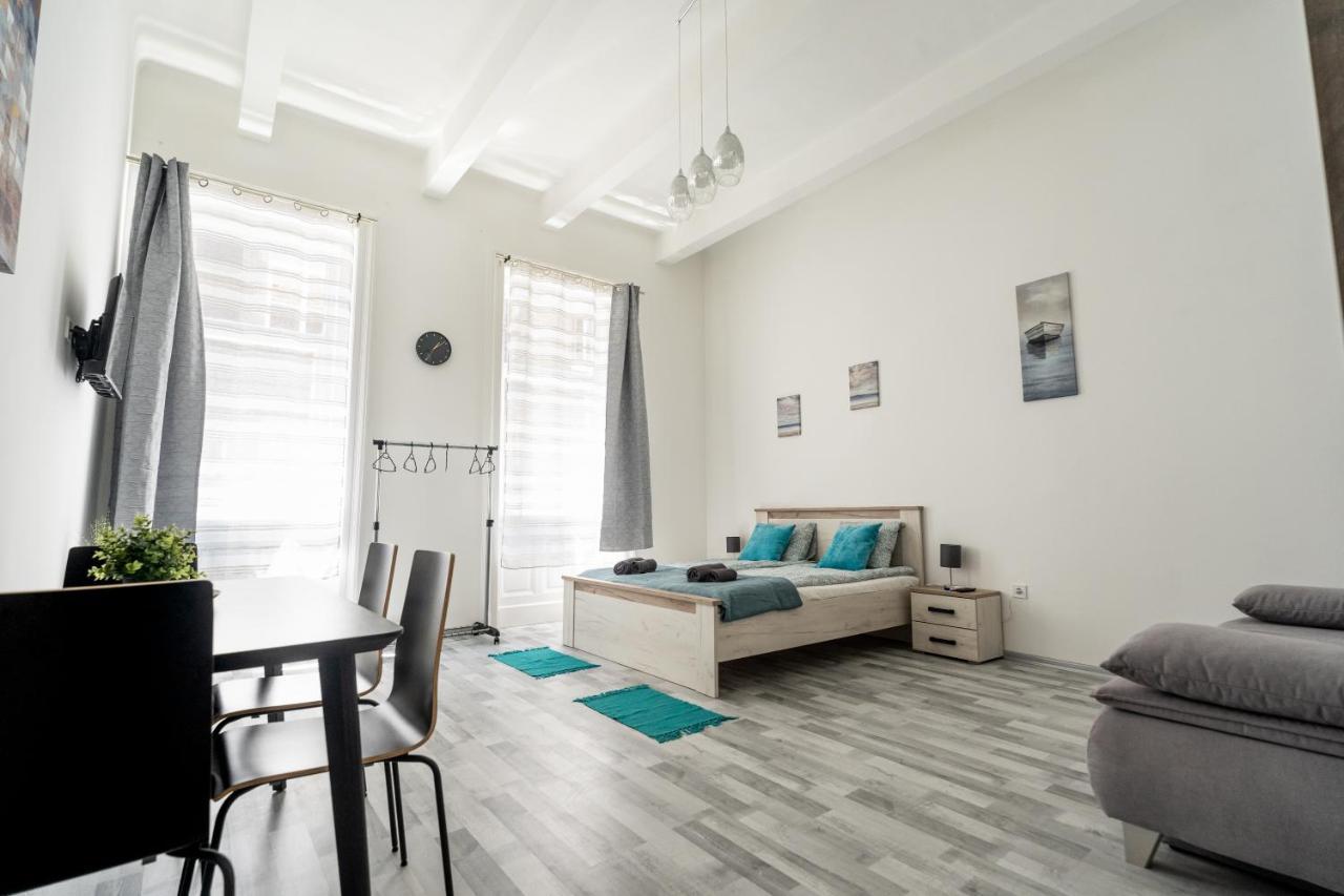 Apartamento Seventh Heaven Budapest Exterior foto